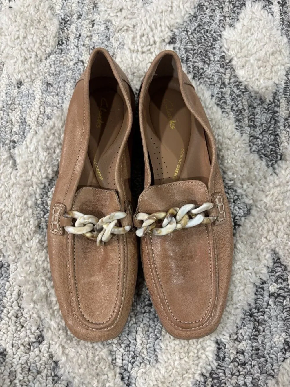 Clarks Tan Leather Chain Loafers Contour Cushion Size 6.5 M Unworn